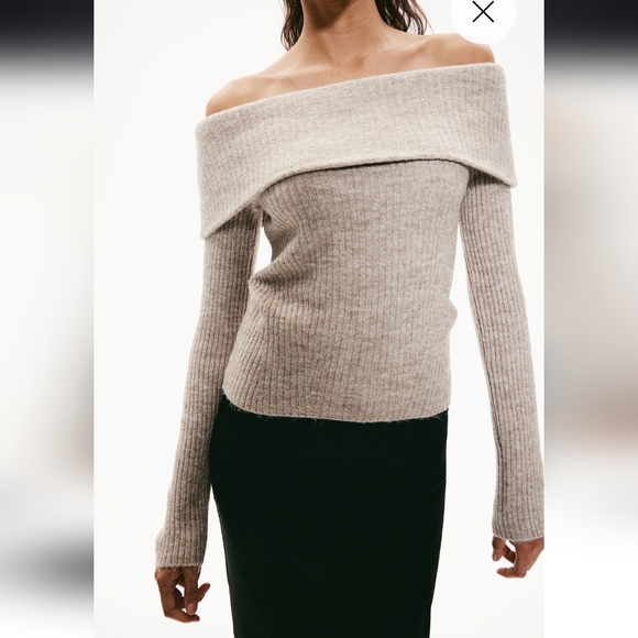 H&M off the shoulder long sleeve top - Picture 1 of 4